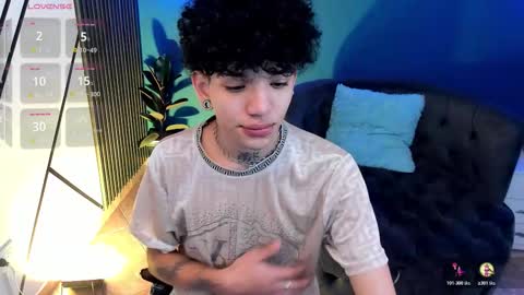 todoroki_g online show from November 10, 2025, 12:37 pm