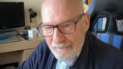 Togbear online show from January 11, 2025, 1:43 pm