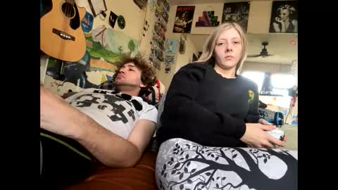 tohottohandletocoldtohold online show from March 1, 2026, 10:12 pm