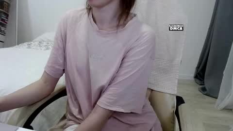 Snapshot of token___ chatting on January 21, 2025, 11:13 pm Arina online show from January 21, 2025, 11:13 pm
