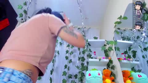 Snapshot of tokito_mitsuri chatting on December 5, 2025, 12:36 pm tokito mitsuri online show from December 5, 2025, 12:36 pm