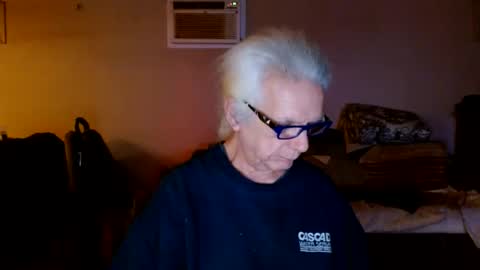 Snapshot of tom112292014 chatting on January 5, 2025, 11:55 pm tom112292014 online show from January 5, 2025, 11:55 pm