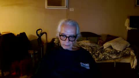 tom112292014 online show from October 31, 2025, 4:24 am