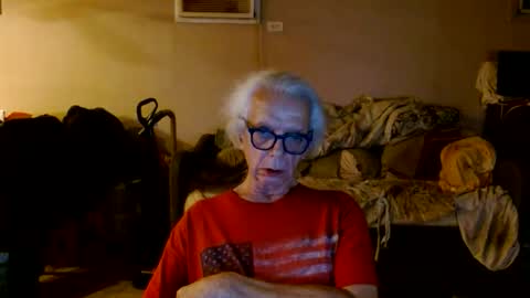 Snapshot of tom112292014 chatting on May 31, 2026, 1:58 am tom112292014 online show from May 31, 2026, 1:58 am