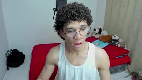 Tom Blue online show from September 30, 2025, 12:21 pm