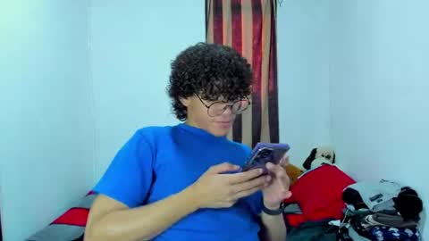 Snapshot of tom_blue10 chatting on July 11, 2026, 6:43 pm Tom Blue online show from July 11, 2026, 6:43 pm