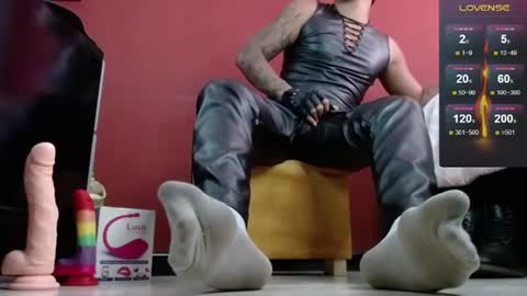 Snapshot of tom_brown12 chatting on February 2, 2025, 4:00 pm Tom online show from February 2, 2025, 4:00 pm