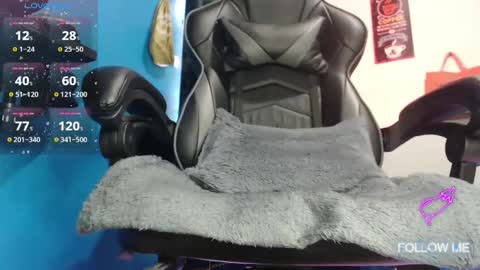 Snapshot of tom_kio chatting on January 27, 2025, 8:17 pm tom_kio online show from January 27, 2025, 8:17 pm