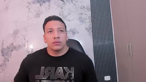 Tom muscle1 online show from February 22, 2026, 12:47 pm