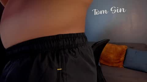 Tom Sin online show from December 25, 2024, 12:58 pm