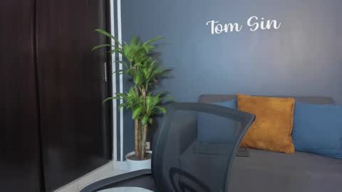 Tom Sin online show from January 22, 2025, 12:27 am