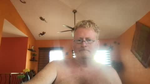 Hola online show from July 21, 2026, 11:51 pm