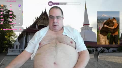 Snapshot of tomaz62a chatting on October 3, 2025, 8:28 pm Tomaz62a online show from October 3, 2025, 8:28 pm