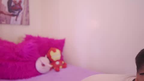 Snapshot of tomboy_tommy chatting on July 8, 2026, 1:04 pm Tommy online show from July 8, 2026, 1:04 pm