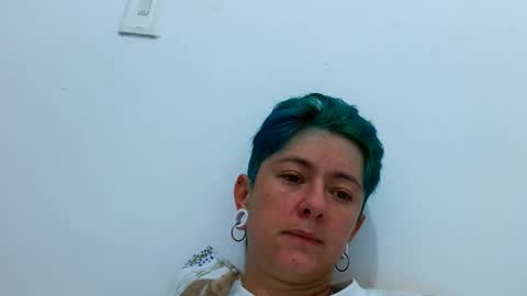 Blue online show from February 10, 2026, 9:52 pm