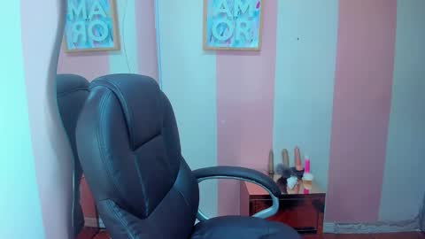 Snapshot of tomboygirl69 chatting on November 19, 2025, 9:15 pm tomboygirl69 online show from November 19, 2025, 9:15 pm