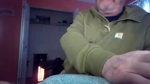 Snapshot of tomcat4848 chatting on February 6, 2025, 9:28 pm tomcat4848 online show from February 6, 2025, 9:28 pm