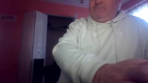 Snapshot of tomcat4848 chatting on May 4, 2026, 10:17 pm tomcat4848 online show from May 4, 2026, 10:17 pm