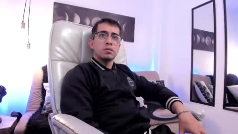 Snapshot of tommas_johnson chatting on March 6, 2026, 3:36 am Tomas online show from March 6, 2026, 3:36 am