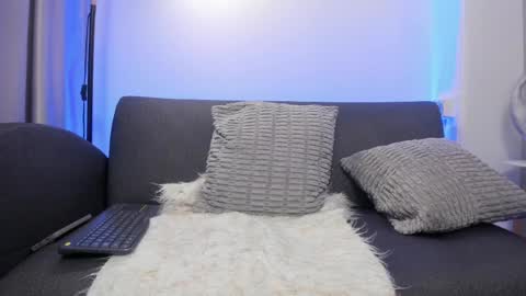 Snapshot of tommas_johnson chatting on April 1, 2026, 4:46 am Tomas online show from April 1, 2026, 4:46 am