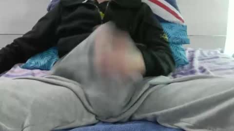 tommaso9046 online show from December 20, 2025, 4:14 pm