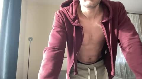 tommi77799 online show from February 19, 2026, 10:22 am