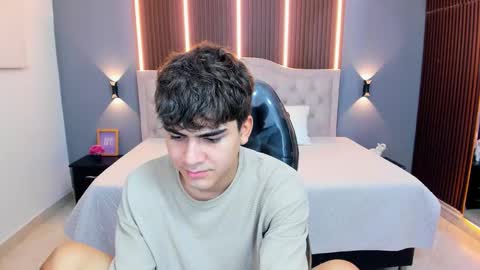 Tommy  online show from March 10, 2026, 3:33 am