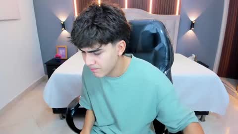 Tommy  online show from April 17, 2026, 3:42 am