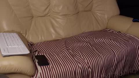 Snapshot of tommy_burnzzz chatting on December 25, 2024, 4:22 am tommy burnzzz online show from December 25, 2024, 4:22 am