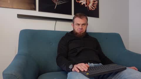 Snapshot of tommy_burnzzz chatting on February 22, 2025, 9:23 am tommy burnzzz online show from February 22, 2025, 9:23 am