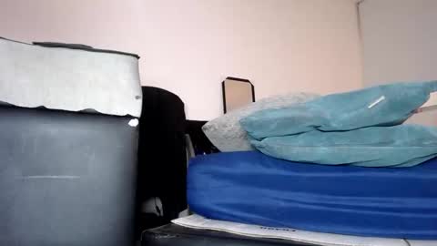   Thomas    online show from January 17, 2025, 10:01 pm