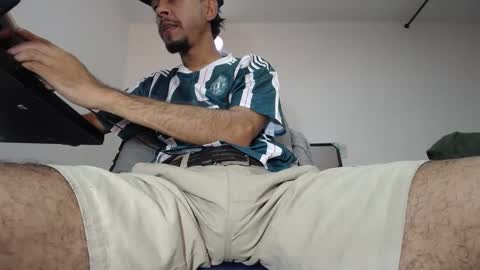   Thomas    online show from February 22, 2025, 12:40 pm