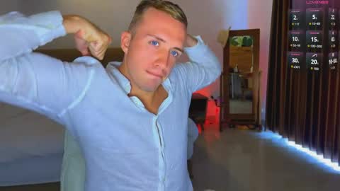 Snapshot of tommy_cumfinger chatting on April 20, 2026, 12:35 am Tommy online show from April 20, 2026, 12:35 am
