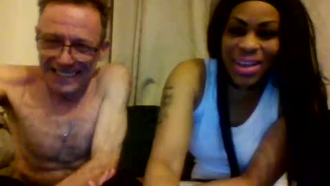 Snapshot of tommyandtomara chatting on March 31, 2026, 9:48 pm tommyandtomara online show from March 31, 2026, 9:48 pm