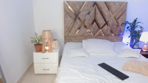 Snapshot of tommyfoxboy chatting on December 12, 2024, 1:49 pm Tommy Foxboy online show from December 12, 2024, 1:49 pm