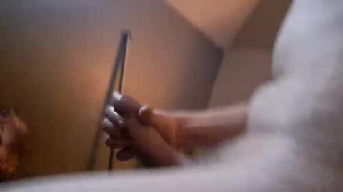 Snapshot of tommygee8805 chatting on December 7, 2024, 5:15 am Tonyfun online show from December 7, 2024, 5:15 am