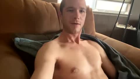 Snapshot of tommygunzsolo chatting on December 1, 2024, 4:51 pm tommygunzsolo online show from December 1, 2024, 4:51 pm