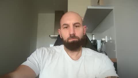 Thomas Fit online show from October 17, 2025, 11:13 am