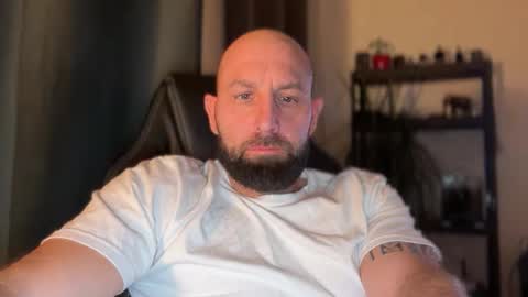 Thomas Fit online show from March 1, 2026, 6:21 pm