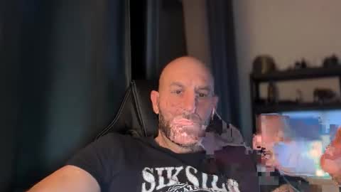 Snapshot of tommyx01 chatting on March 15, 2026, 6:58 pm Thomas Fit online show from March 15, 2026, 6:58 pm