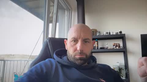 Snapshot of tommyx01 chatting on March 17, 2026, 9:56 am Thomas Fit online show from March 17, 2026, 9:56 am