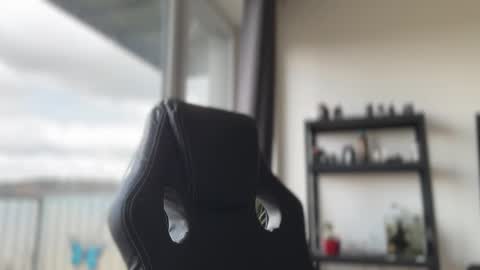 Snapshot of tommyx01 chatting on April 1, 2026, 10:38 am Thomas Fit online show from April 1, 2026, 10:38 am