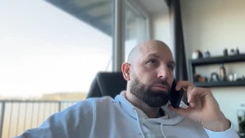 Snapshot of tommyx01 chatting on April 2, 2026, 6:55 am Thomas Fit online show from April 2, 2026, 6:55 am