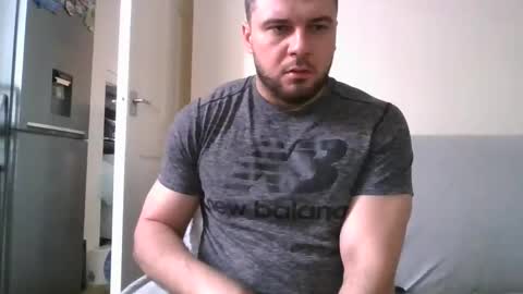 tommyy19901 online show from December 24, 2024, 12:22 pm