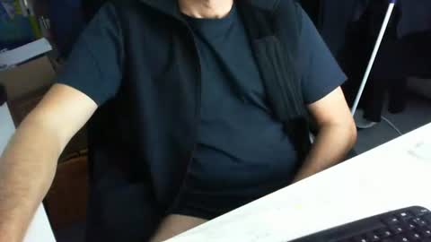 Tom online show from November 24, 2025, 10:04 am