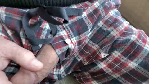 Snapshot of tomtotal chatting on January 17, 2025, 12:42 pm Tom online show from January 17, 2025, 12:42 pm