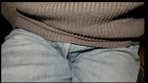 Snapshot of tomtotal chatting on October 25, 2025, 7:19 pm Tom online show from October 25, 2025, 7:19 pm