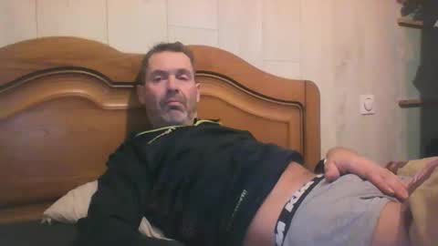 Snapshot of tonio358965 chatting on November 21, 2025, 7:34 pm tonio358965 online show from November 21, 2025, 7:34 pm