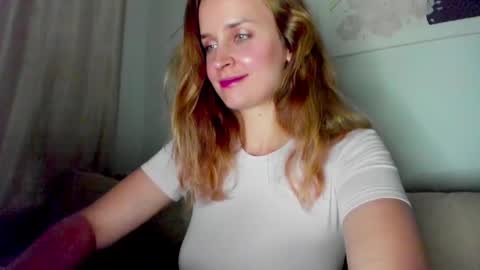 Tony and Alice online show from September 21, 2025, 7:48 pm