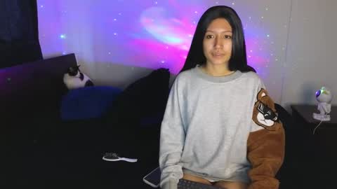 Snapshot of tony_and_sophia chatting on December 13, 2024, 11:02 am Sophia Tony online show from December 13, 2024, 11:02 am